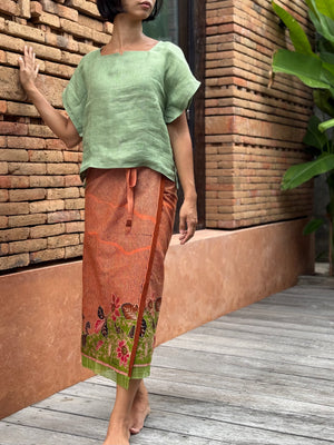 Bunga Lurik Cotton Sarung Ikat (Orange & Green)