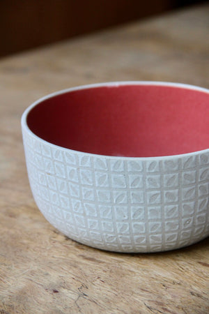 Medium Kawung Deep Bowl (White & Red)