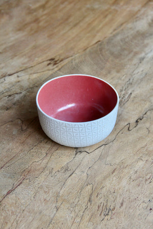 Medium Kawung Deep Bowl (White & Red)