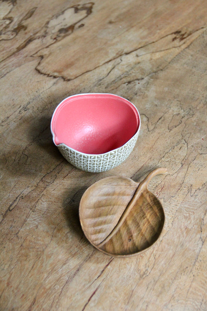 Small Kawung Leaf Box with Teak Cover (Brown & Red)