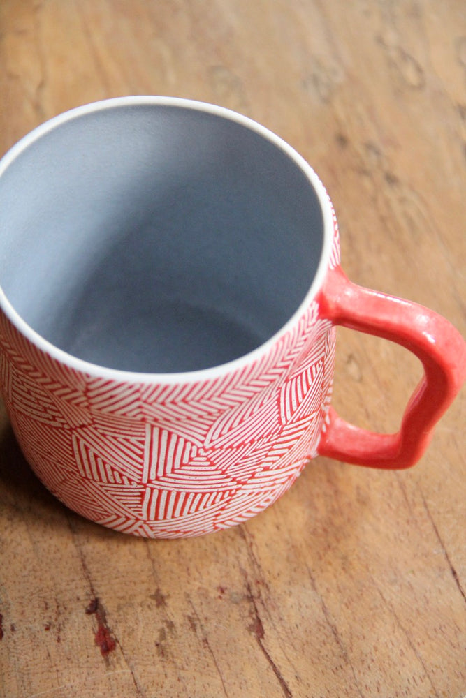 
            
                Load image into Gallery viewer, Organic Garis Mug (Red &amp;amp; Blue)
            
        