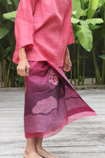Kawung Lurik Sarung Ikat (Fuschia)