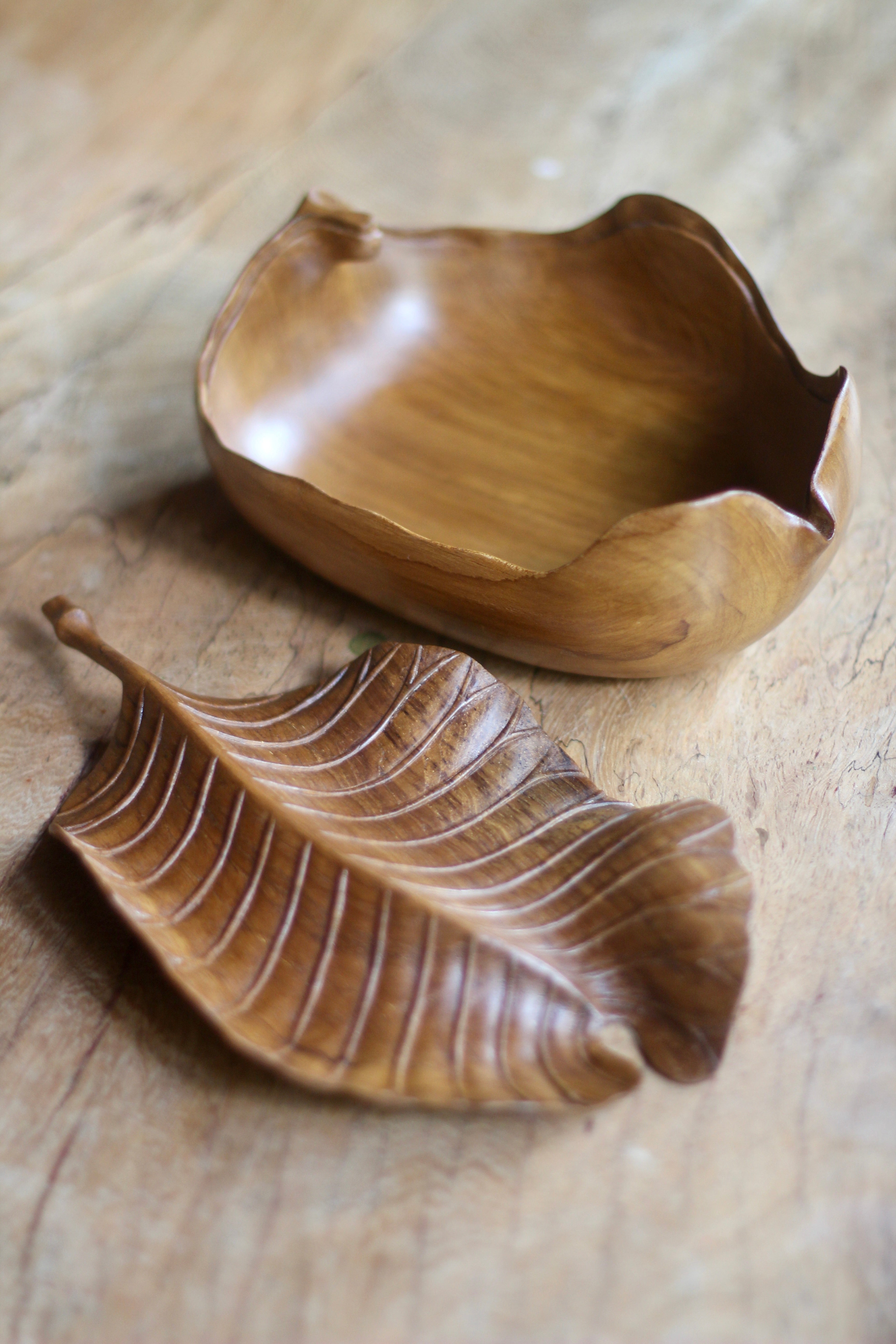 Medium Leaf Box G – Birubeeru