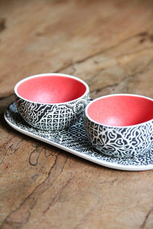 Batik Campur Condiment Set (Black & Red)