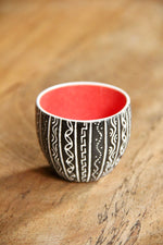 Liris Sake Cup (Black & Red)