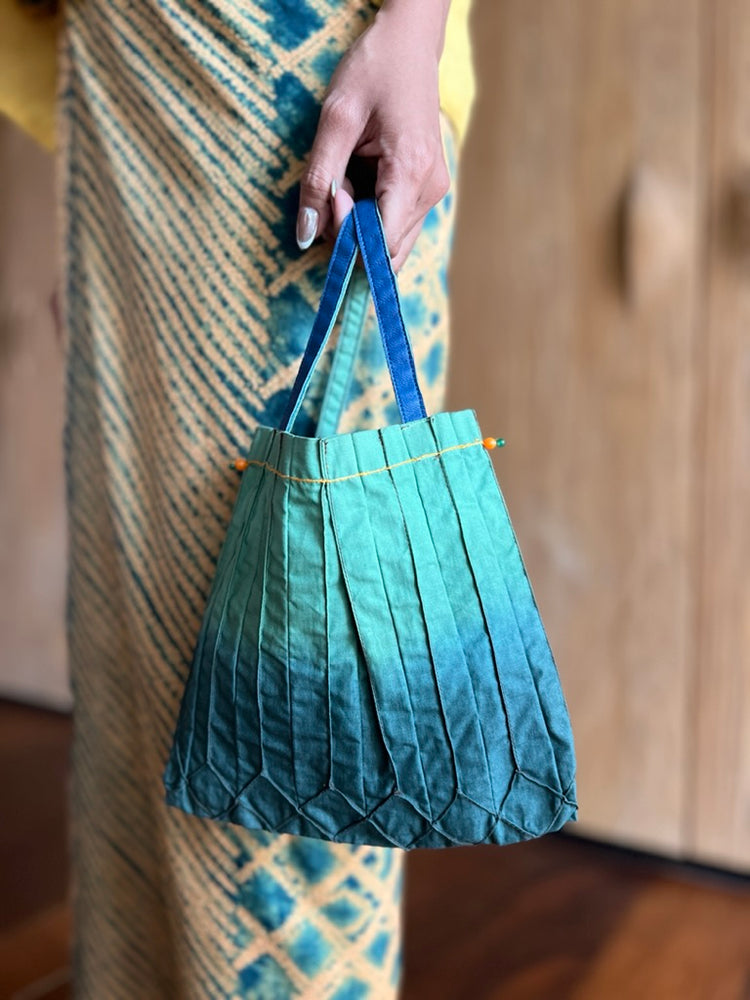 Small Pleats Bag (Green & Blue)