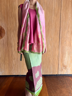 Gardenia Narrow Shawl (Pink & Green)