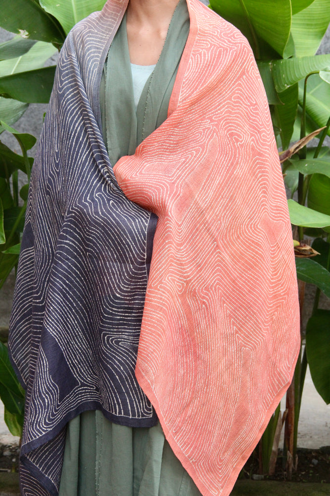 Serat Kayu Linen Shawl (Orange & Greyish-Blue)