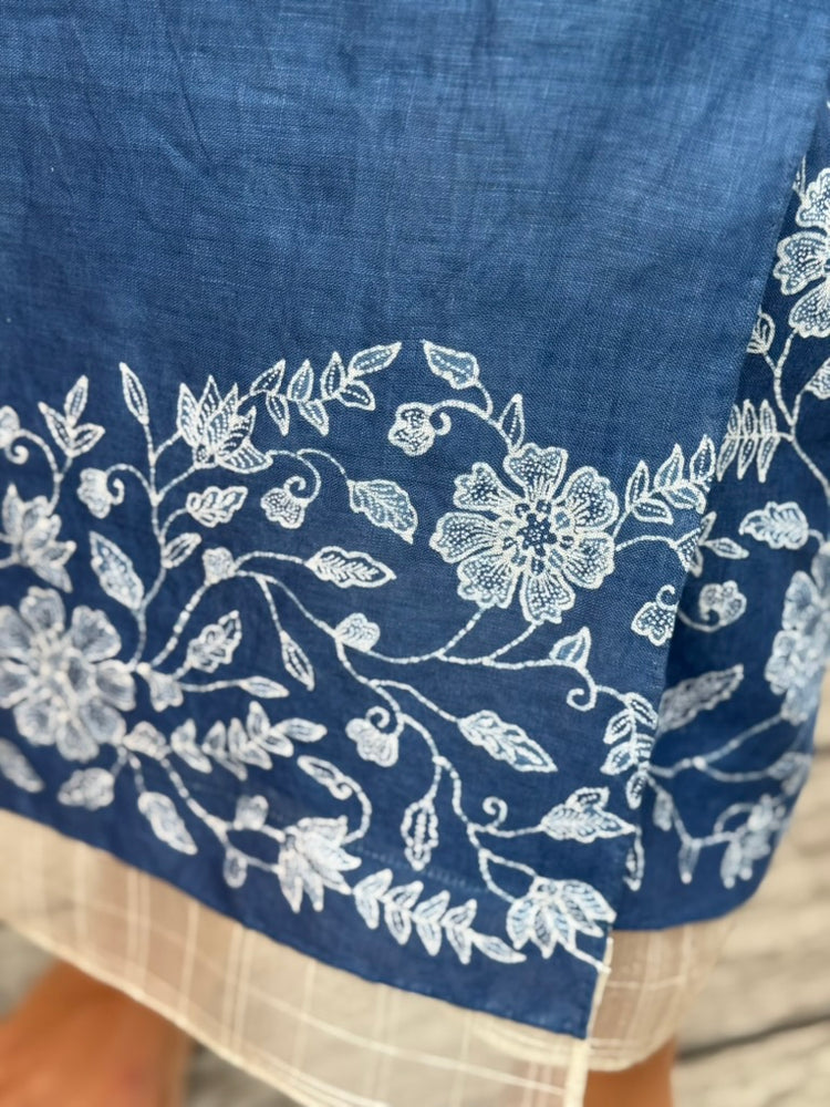Flora Sarung Ikat (Blue & White)