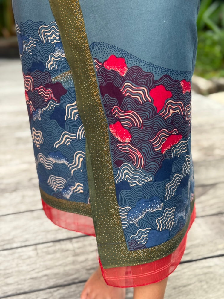 
            
                Load image into Gallery viewer, Ombak Cotton Sarung Ikat (Purple, Blue &amp;amp; Red)
            
        