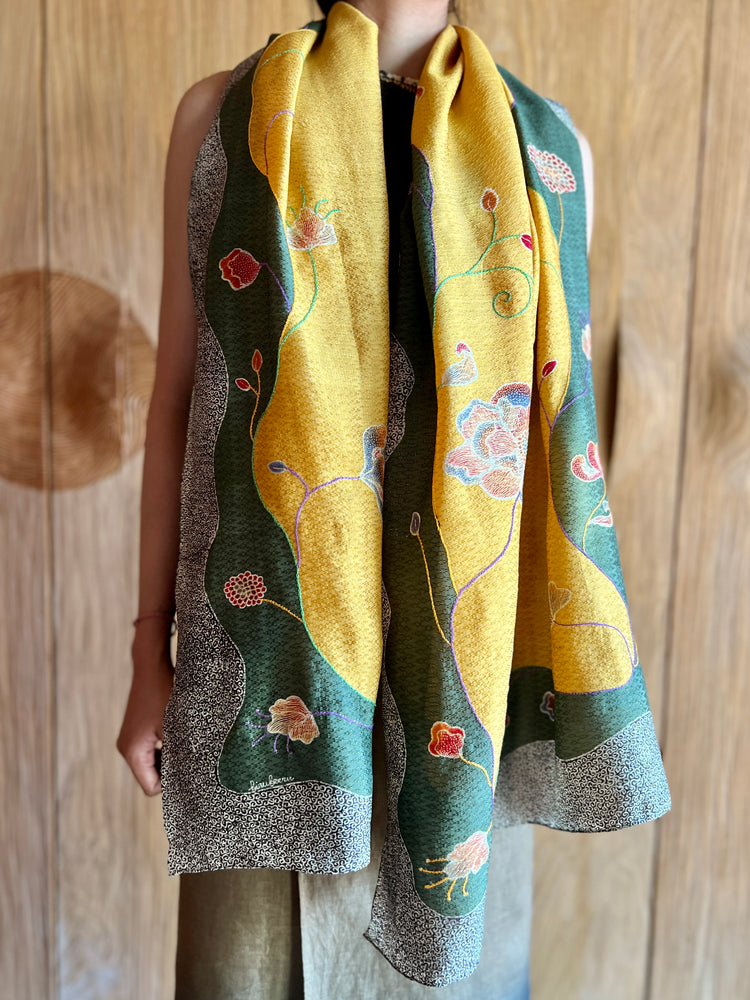 Nuansa Bunga Shawl (Green & Yellow)