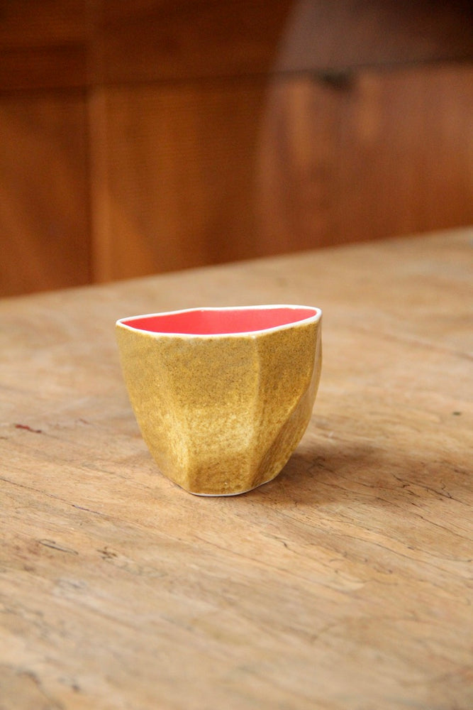 
            
                Load image into Gallery viewer, Geometric Ocha Cup (Yellow Ochre &amp;amp; Red)
            
        