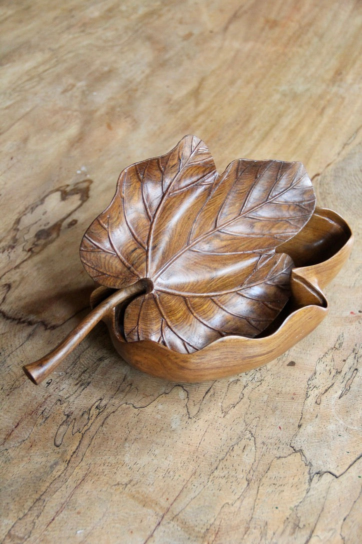 Large Leaf Box A – Biru Beeru