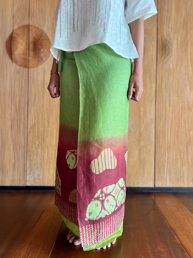 Kawung Shibori Sarung Ikat (Green & Maroon)