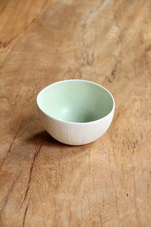 Herringbone Rice Bowl (White & Light Green)