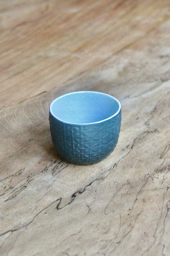 Kawung Round Cup (Indigo)