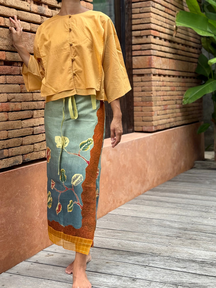 Daun Jati Linen Sarung Ikat (Greenish-Blue & Brown)