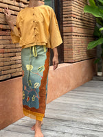 Daun Jati Linen Sarung Ikat (Greenish-Blue & Brown)