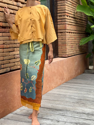 Daun Jati Linen Sarung Ikat (Greenish-Blue & Brown)