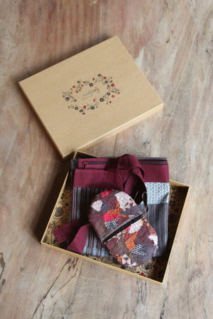 Brown Apron & Oven Mitt Gift Set