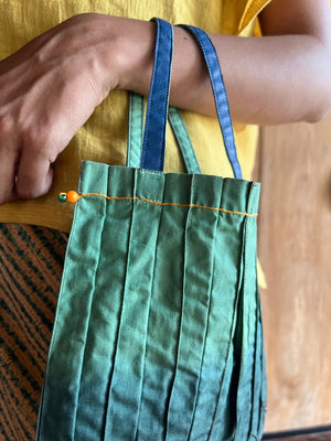 Small Pleats Bag (Green & Blue)