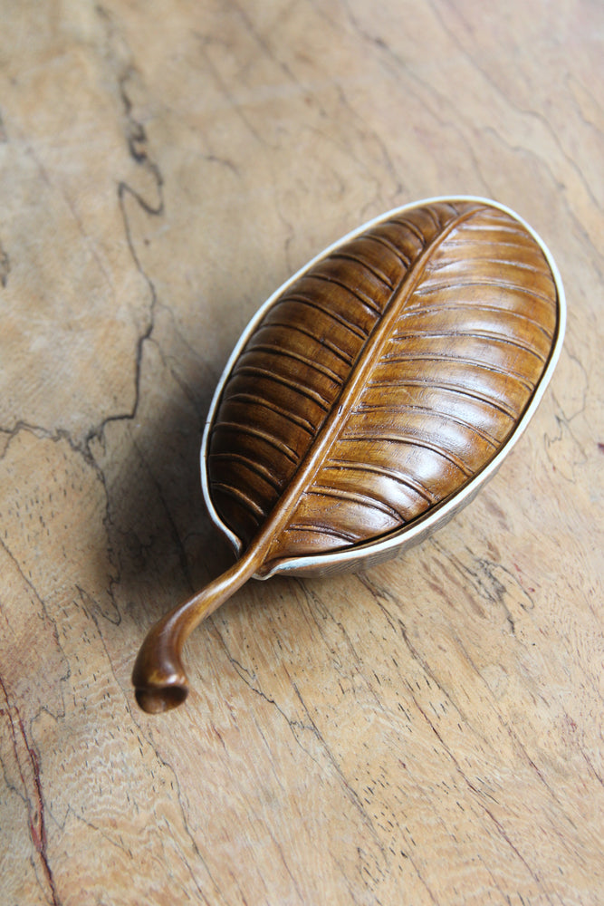 Long Ceramic Leaf Box with Teak Cover (Brown)