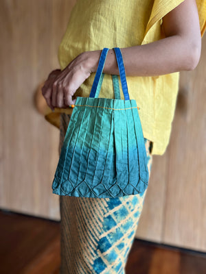 Small Pleats Bag (Green & Blue)