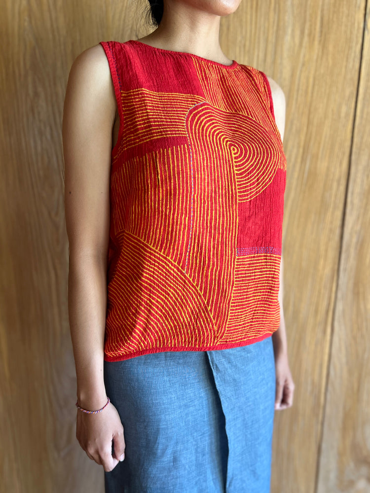 Galar Ombak Sleeveless Blouse (Orange/Red)