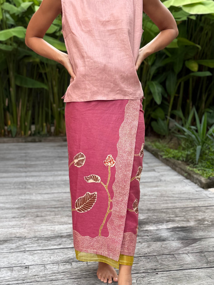 Daun Jati Linen Sarung Ikat (Guava)
