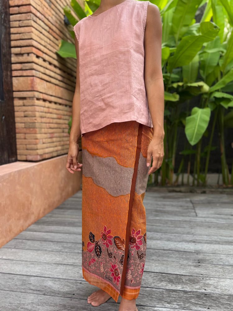 Bunga Lurik Cotton Sarung Ikat  (Grey & Orange)