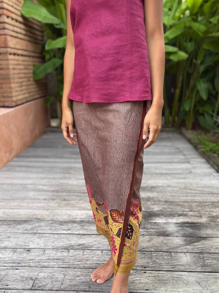 Bunga Lurik Cotton Sarung Ikat (Brown & Lime)