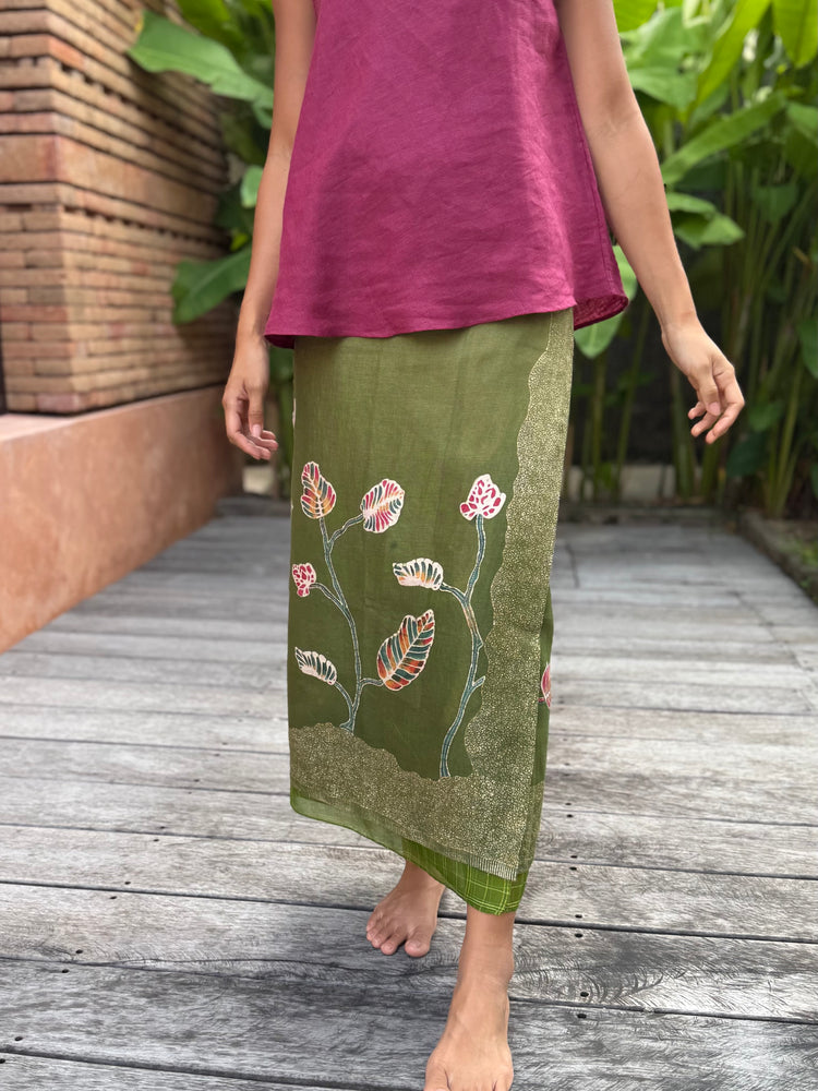 Daun Jati Linen Sarung Ikat (Green)
