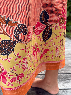 Bunga Lurik Cotton Sarung Ikat (Orange & Lime)