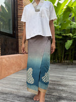 Kawung Shibori Sarung Ikat (Grey & Teal)