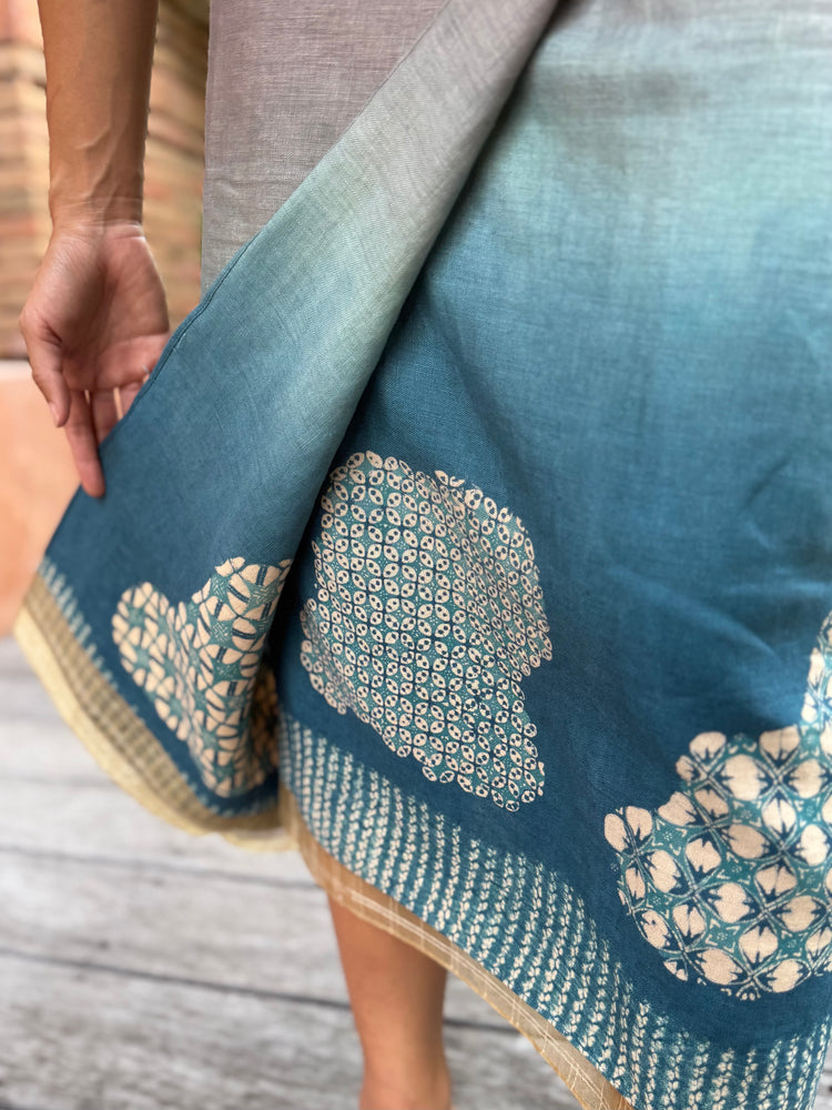 Kawung Shibori Sarung Ikat (Grey & Teal)