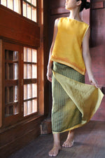 GODHONG - Lurik Silk Sarung Ikat (Green & Gold)