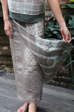 GODHONG - Kawung Silk Sarung Ikat (Green)