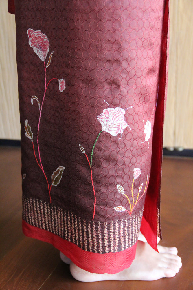 GODHONG - Taman Bunga Silk Sarung Ikat (Mahogany & Red)