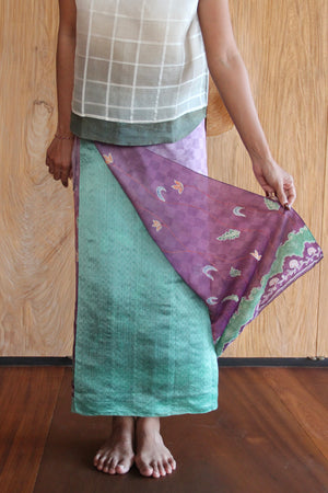 LEMAH - Musim Kembang Silk Sarung Ikat (Purple & Green)