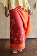 LEMAH - Musim Kembang Silk Sarung Ikat (Red & Orange)