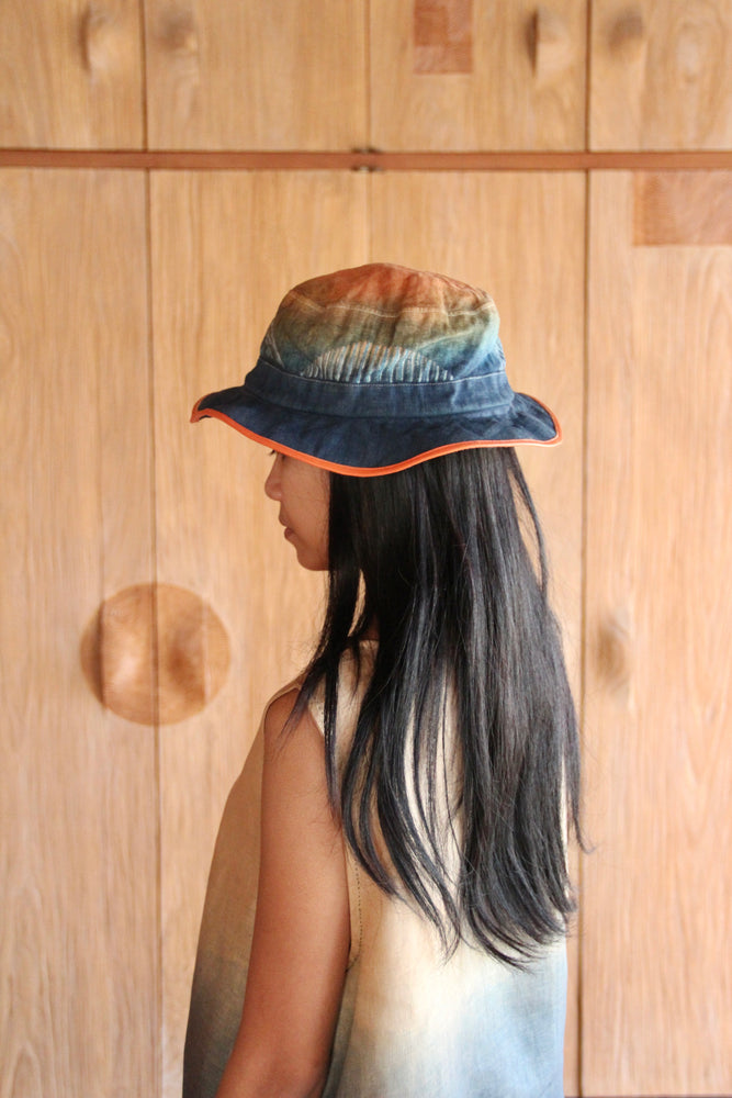 GODHONG - Lurik Bucket Hat (Orange & Blue)