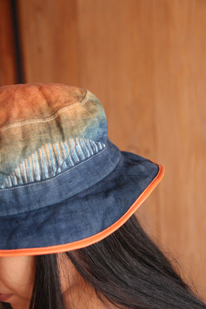 GODHONG - Lurik Bucket Hat (Orange & Blue)